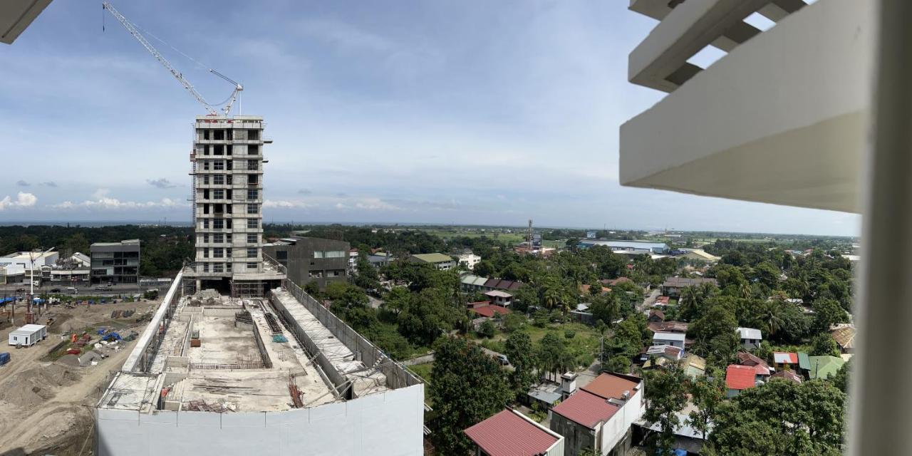 Lovely Studio Condominiums At Mesavirre Garden Residences Bacolod Exterior photo