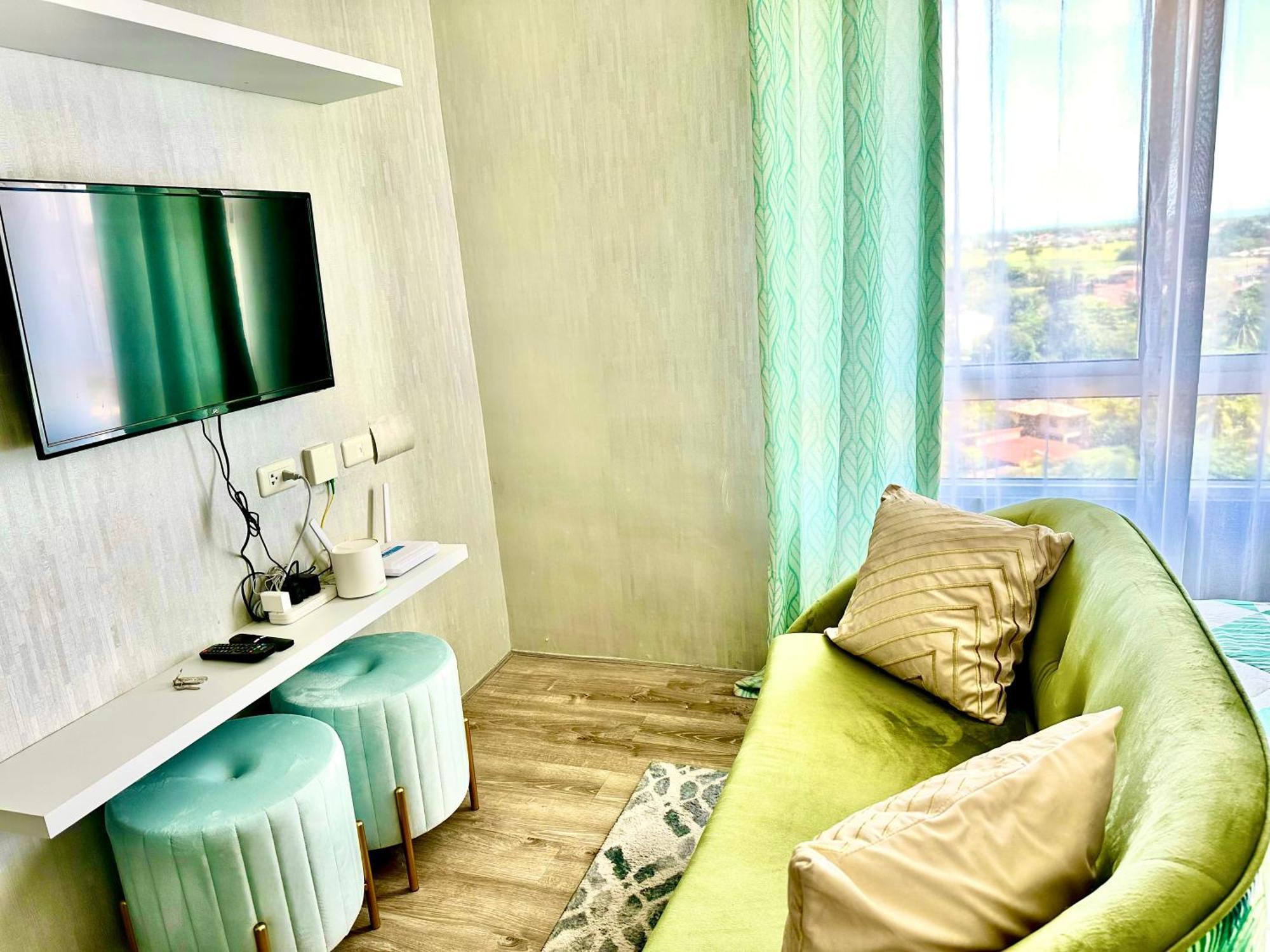 Lovely Studio Condominiums At Mesavirre Garden Residences Bacolod Exterior photo